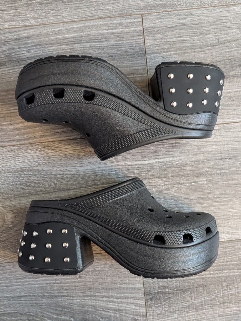 Crocs Siren Platform Studded Clogs - Black Size W12, M10